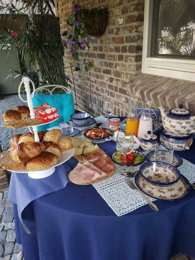 Bed And Breakfast Piekoo Belloo Weert Kültér fotó
